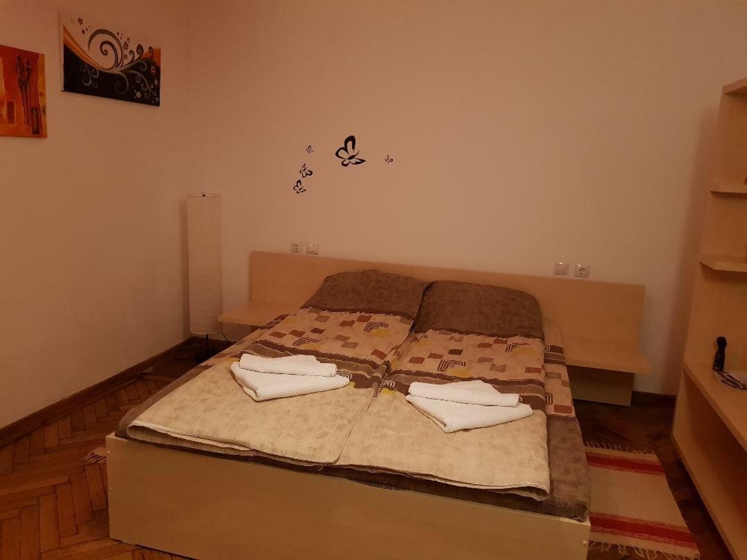 Apartamento Apartament Ultracentral Sibiu Exterior foto